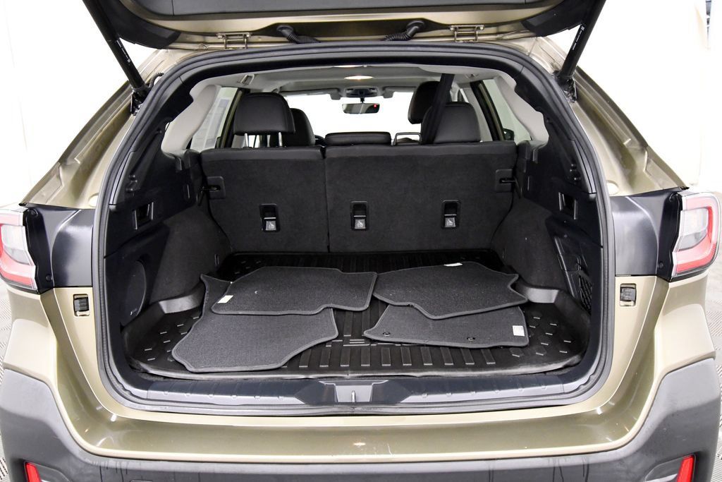 Used 2021 Subaru Outback Limited AWD/4WD image 7