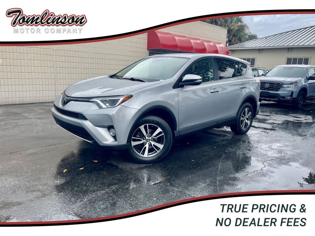 Used 2018 Toyota RAV4 XLE FWD image 1