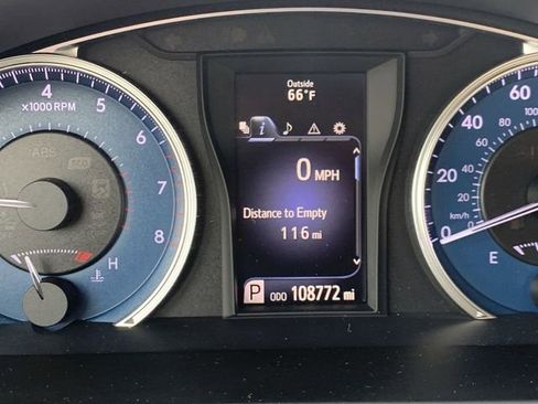 Used 2017 Toyota Camry XLE image 20