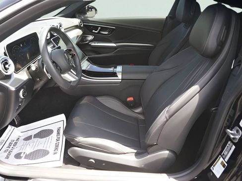 Used 2024 Mercedes-Benz CLE 300 4MATIC Coupe image 9