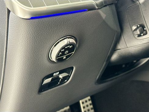 New 2026 Mercedes-Benz GLC 43 AMG 4MATIC Coupe image 11