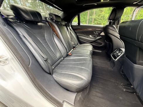 Used 2016 Mercedes-Benz S 550 4MATIC Sedan image 25