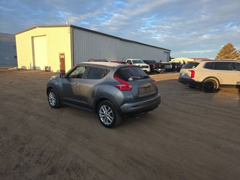 Used 2012 Nissan Juke SV image 4