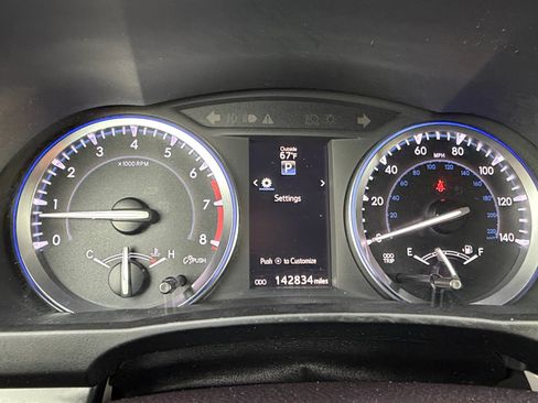 Used 2016 Toyota Highlander XLE AWD/4WD image 21