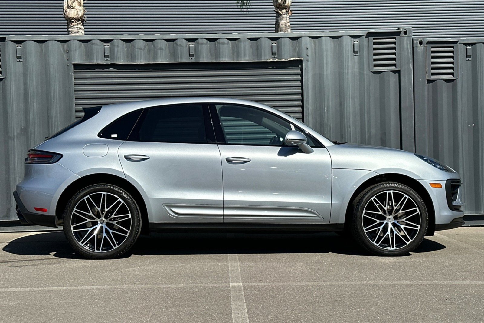 Used 2026 Porsche Macan S AWD/4WD image 9