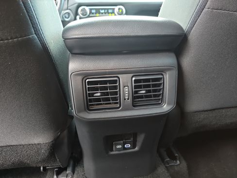 Used 2024 Toyota RAV4 XLE AWD/4WD image 14