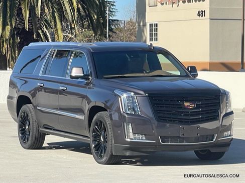 Used 2017 Cadillac Escalade ESV Platinum image 8