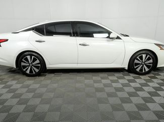 Used 2021 Nissan Altima 2.5 SL video 2