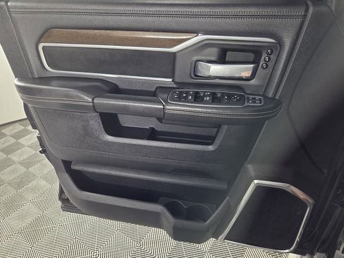 Used 2024 RAM 2500 Laramie w/ Safety Group AWD/4WD image 23