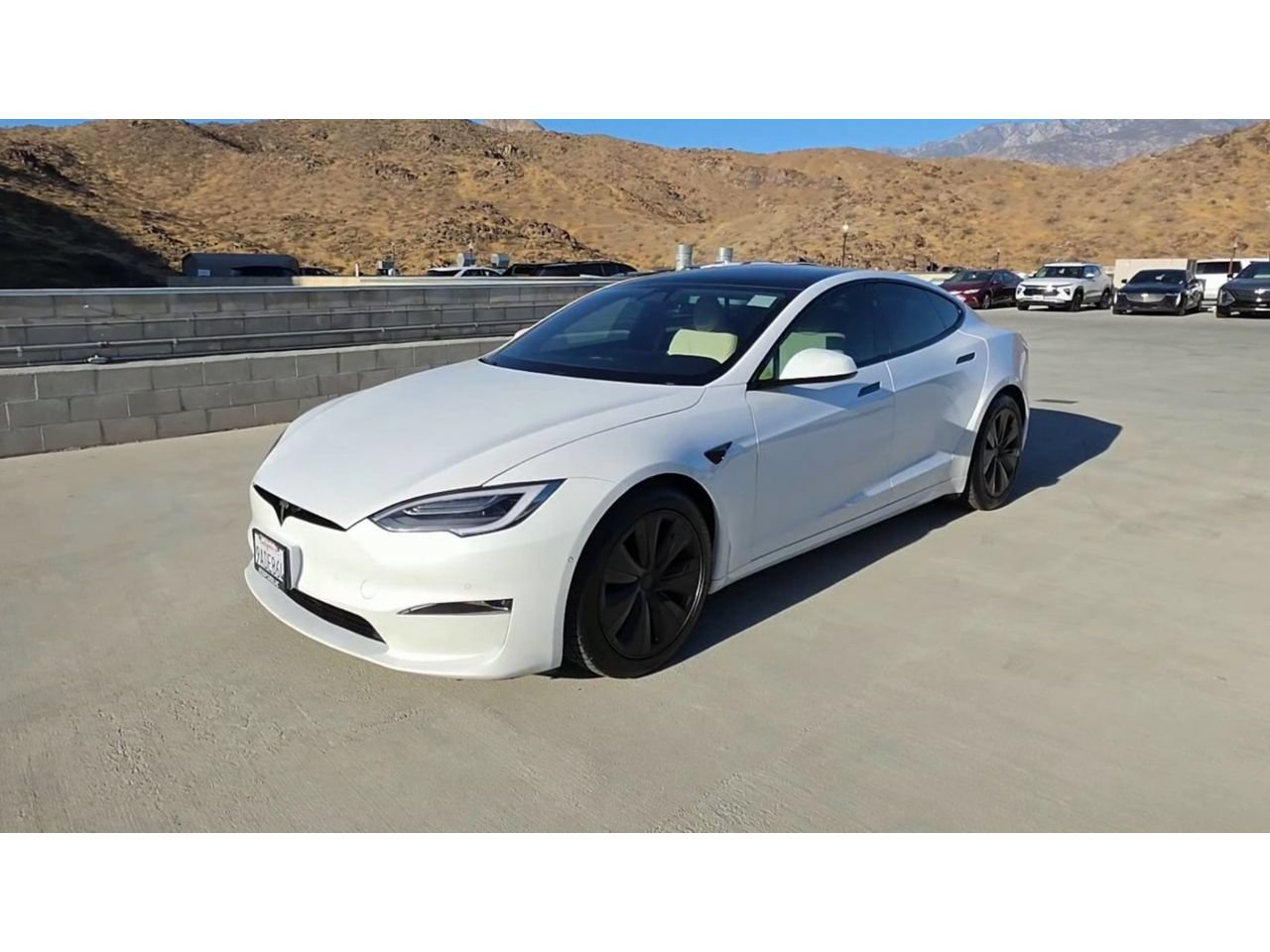 Used 2022 Tesla Model S Standard Range AWD/4WD image 4