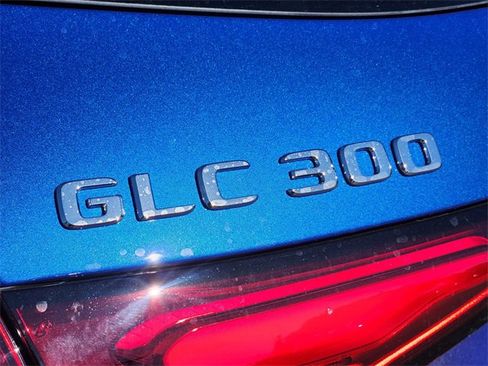 New 2026 Mercedes-Benz GLC 300 4MATIC image 14