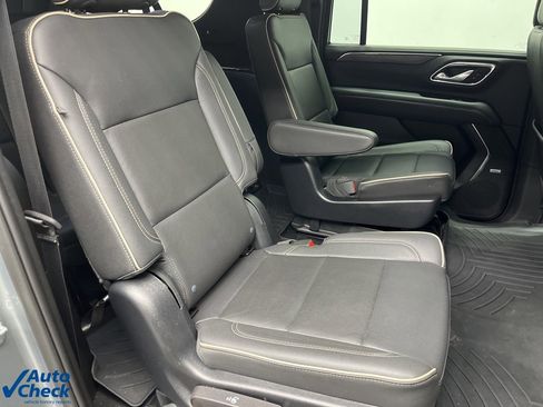Used 2023 GMC Yukon XL SLT image 24