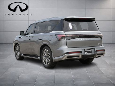 New 2026 INFINITI QX80 Luxe RWD image 5