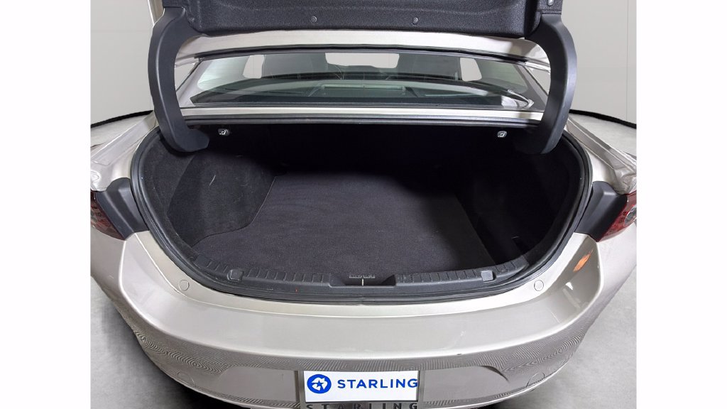 Used 2023 MAZDA MAZDA3 s FWD image 29
