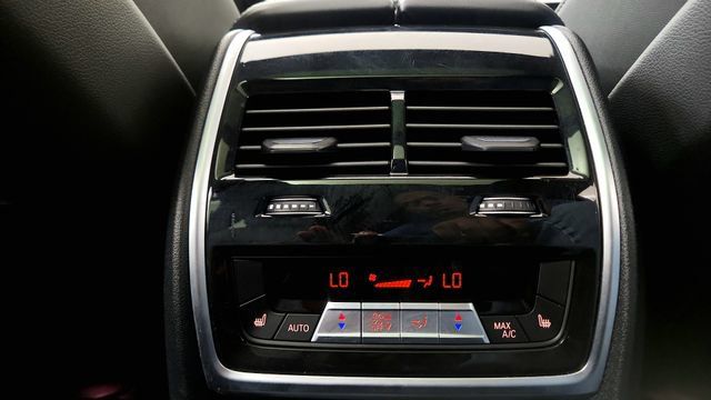 Used 2023 BMW X7 xDrive40i w/ Executive Package AWD/4WD image 59