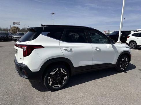 New 2026 Kia Seltos SX image 2