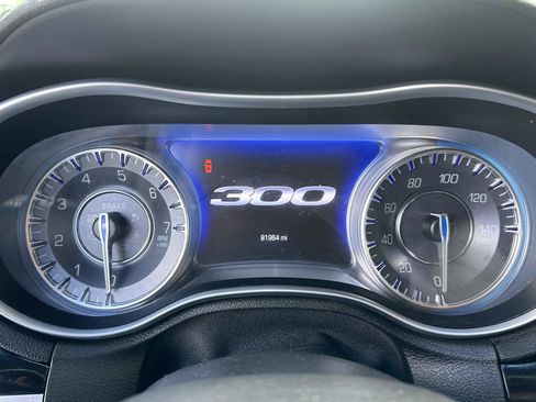 Used 2022 Chrysler 300 S RWD image 15