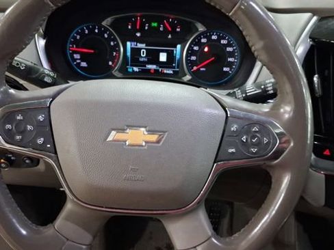 Used 2019 Chevrolet Traverse Premier w/ Driver Confidence II Package FWD image 13