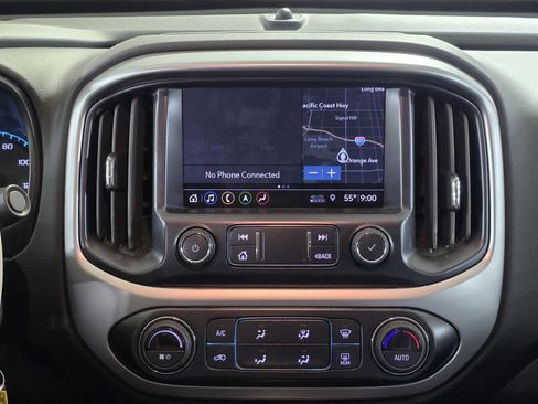 Used 2022 Chevrolet Colorado LT w/ Luxury Package image 18