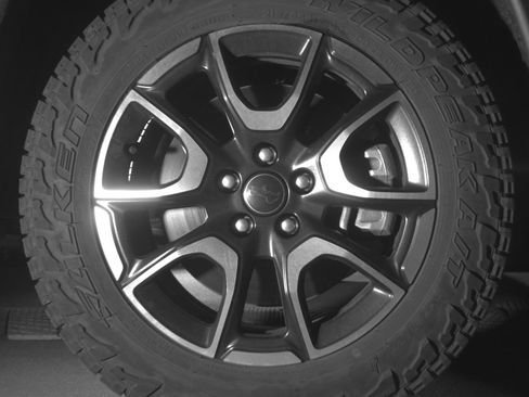 Used 2025 Jeep Compass Trailhawk image 13