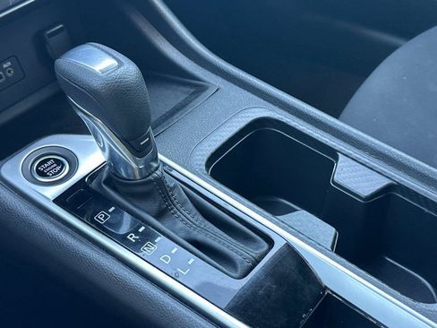 Certified 2023 Nissan Sentra SV FWD image 20