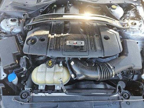 Used 2021 Ford Mustang GT Premium w/ GT Performance Package RWD image 12