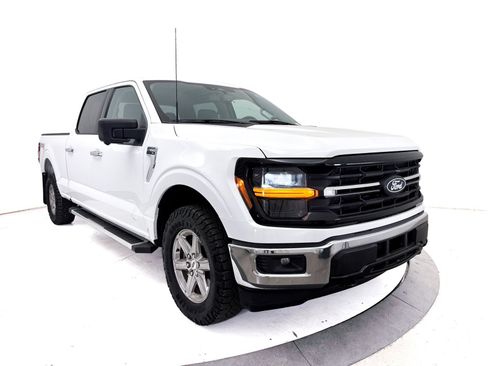 Used 2024 Ford F150 XLT w/ FX4 Off-Road Package AWD/4WD image 12