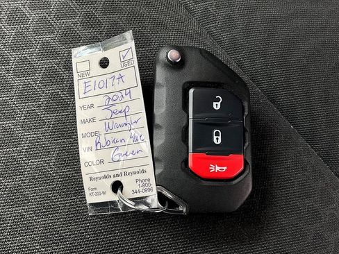 Used 2024 Jeep Wrangler Unlimited Rubicon 4xe image 32