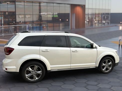 Used 2017 Dodge Journey Crossroad w/ Popular Equipment Group image 13