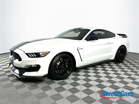 Used 2020 Ford Mustang Shelby GT350 w/ Technology Package image 3