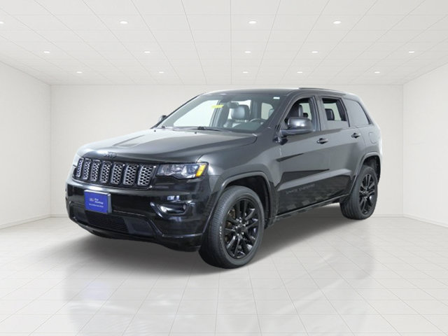 Used 2018 Jeep Grand Cherokee Altitude AWD/4WD image 2