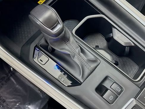 Used 2024 Toyota Grand Highlander FWD image 17