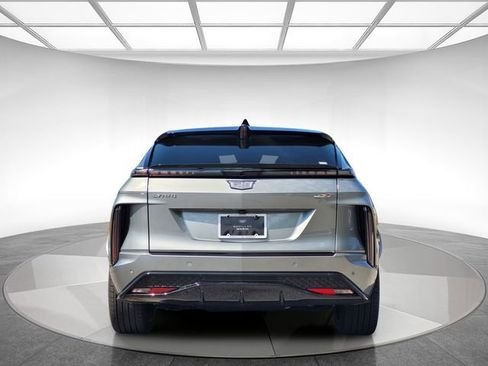 New 2026 Cadillac Lyriq V image 6