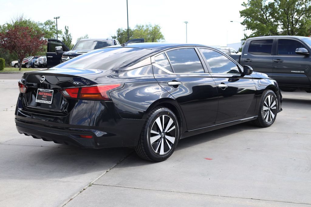 Used 2021 Nissan Altima 2.5 SV FWD image 6