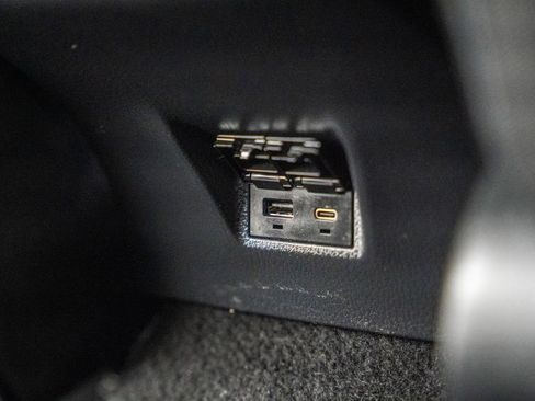 Certified 2025 Toyota Camry LE FWD image 34