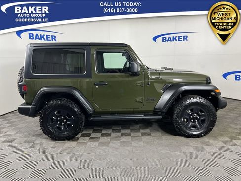 Used 2022 Jeep Wrangler Sport image 10