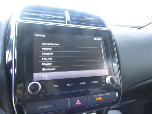 Used 2023 Mitsubishi Outlander Sport SE image 13