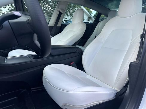 Used 2022 Tesla Model 3 Long Range AWD/4WD image 13