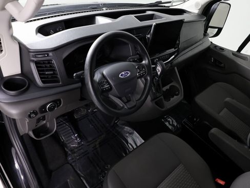 Used 2024 Ford Transit 350 XLT image 22