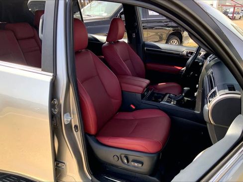 Used 2021 Lexus GX 460 Premium w/ Premium Package image 9