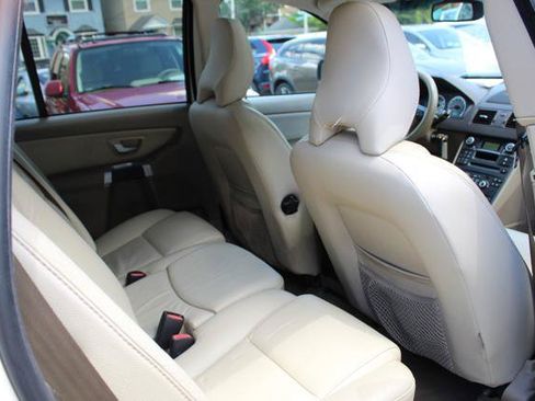 Used 2011 Volvo XC90 3.2 FWD image 24