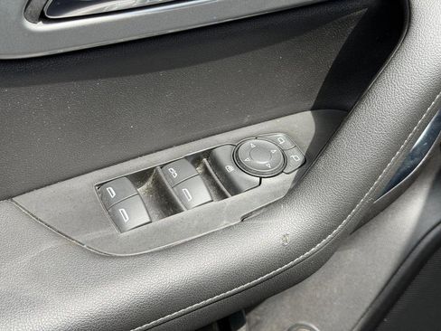 Used 2019 Chevrolet Blazer LT FWD image 15