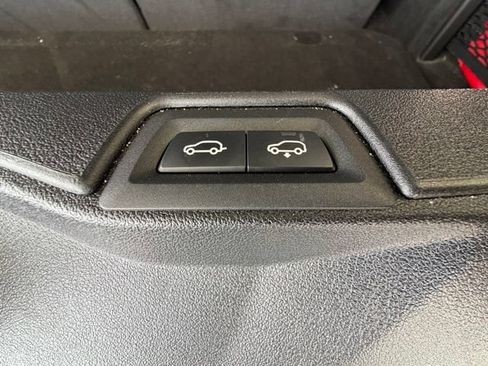 Used 2025 BMW X7 xDrive40i w/ Premium Package AWD/4WD image 31