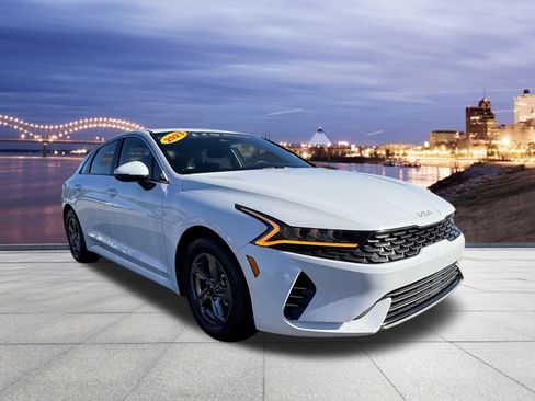 Used 2023 Kia K5 LXS image 4