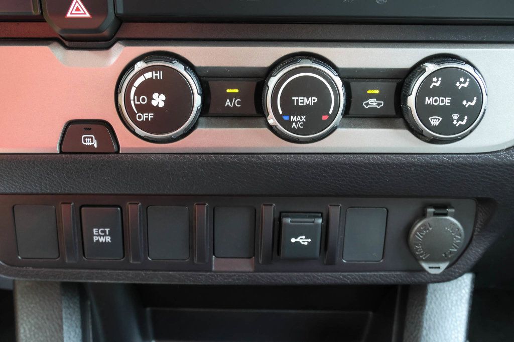 Used 2023 Toyota Tacoma SR RWD image 16