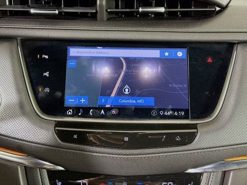 Used 2020 Cadillac XT5 Premium Luxury AWD/4WD image 17