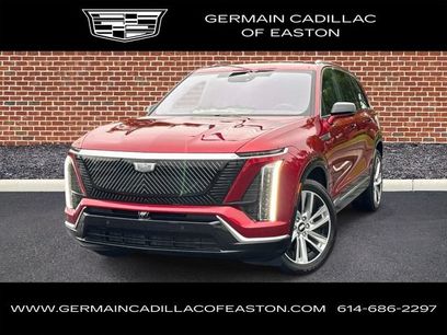 New 2026 Cadillac Vistiq Luxury w/ LPO, Floor Liner Package