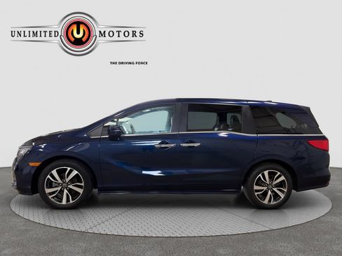 Used 2023 Honda Odyssey Touring image 19
