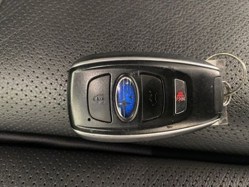 Certified 2022 Subaru Outback Limited image 11