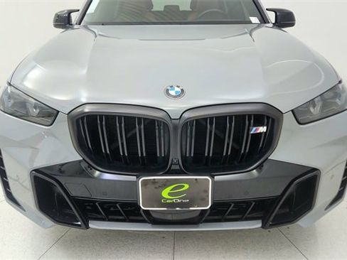 Used 2024 BMW X5 M60i image 8